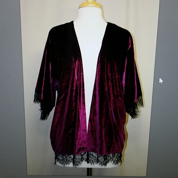 BCBGeneration Other - New BCBGeneration-Grape Seed-Kimono w/ Black Lace